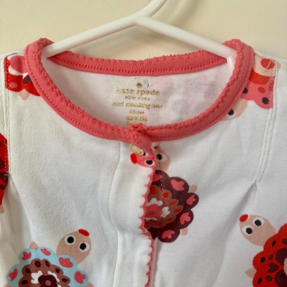Kate Spade Turtle Print Baby Footie one-piece 0-3 months - Picture 2 of 3